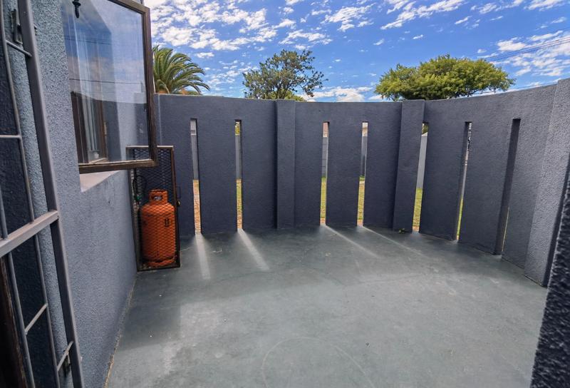3 Bedroom Property for Sale in Goodwood Estate Western Cape